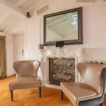 Hotell The Corner 4*