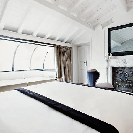 The Corner Hotel Rome