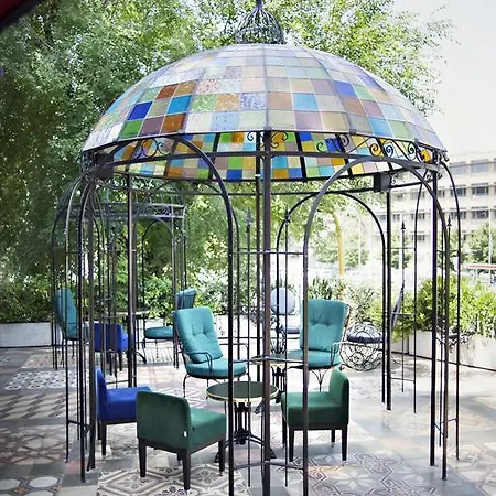 The Corner Hotel Rome