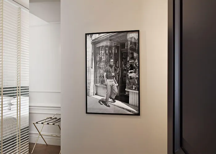 The Corner Hotel Rome