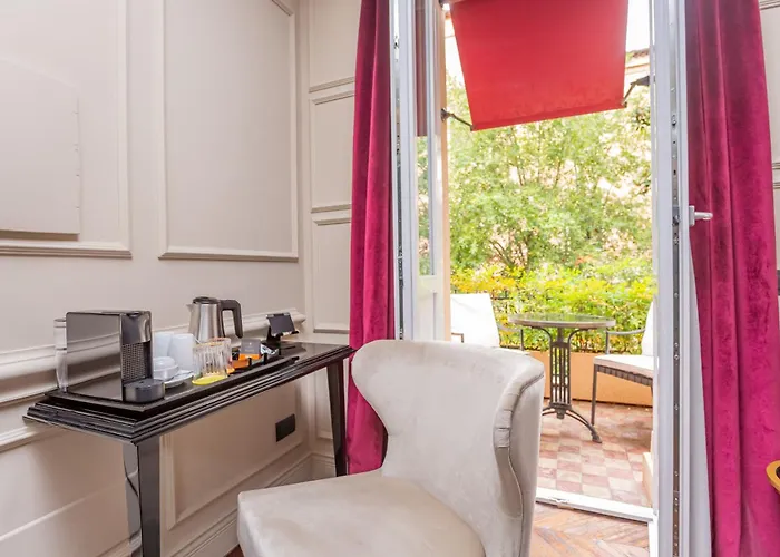 The Corner Hotel Rome